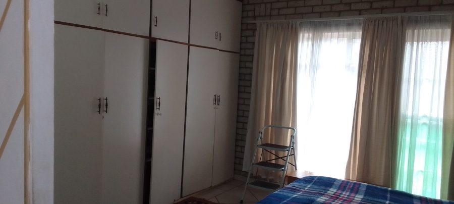 3 Bedroom Property for Sale in Geelhoutpark North West